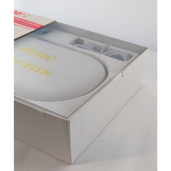 Cell Phone UV Sanitizer With Aromatherapy Function - Picture 6 of 8